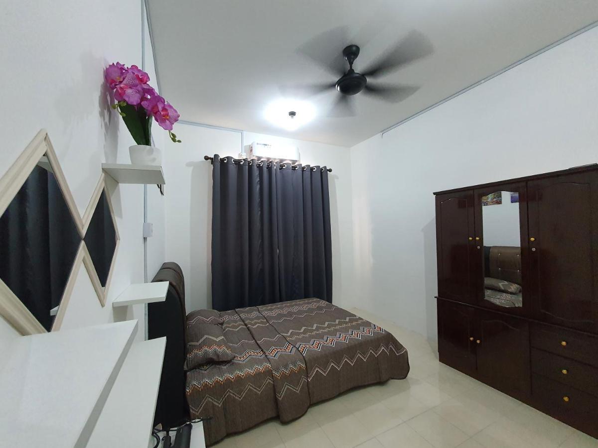 Licuala Bukit Keluang Holiday home *